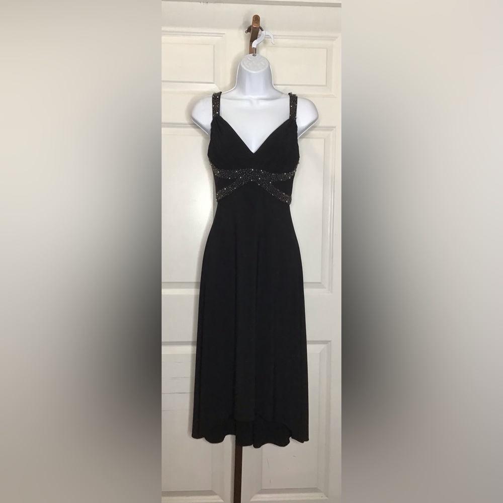 Cachet Size 4 Formal Black Beaded Midi Dress